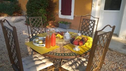 La Maison Ocre Hotel in Provence-Alpes-Côte d'Azur