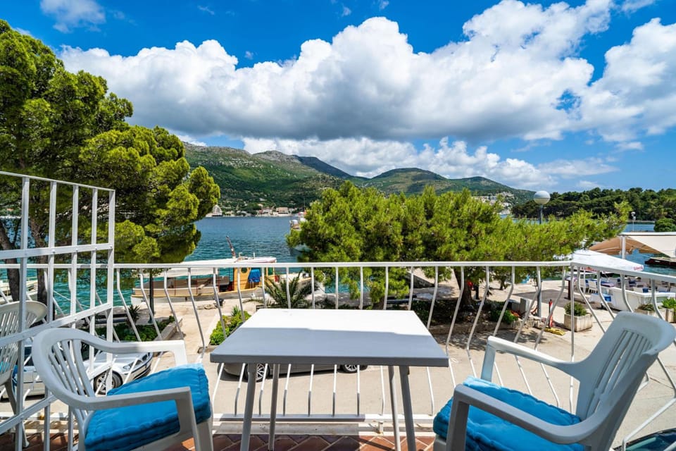 Apartments Zarac Hotel in Dubrovnik-Neretva County