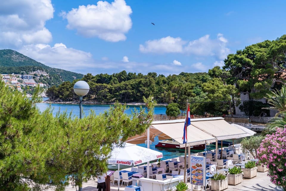 Apartments Zarac Hotel in Dubrovnik-Neretva County