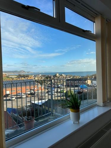 Lucerne B&B Hotel in Lyme Regis