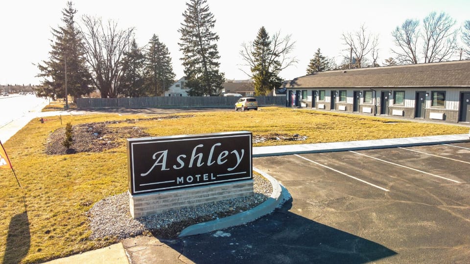 Ashley Motel Hotel in Plainfield