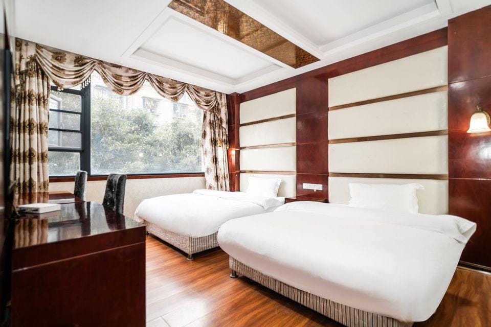 Weisite Hotel (Chengdu Longquan) Hotel in Chengdu