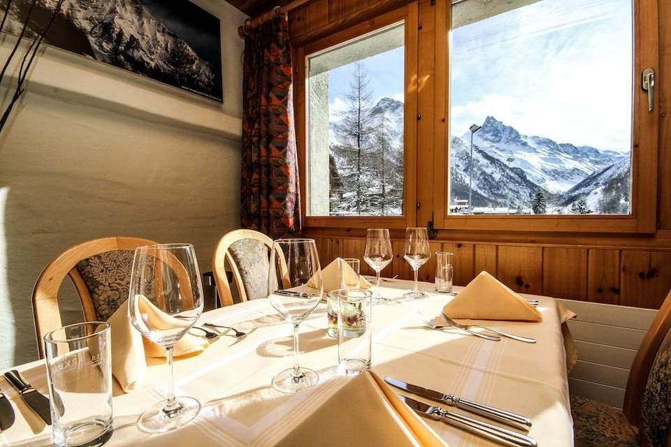 Hotel Europe Lodge in Canton of Valais