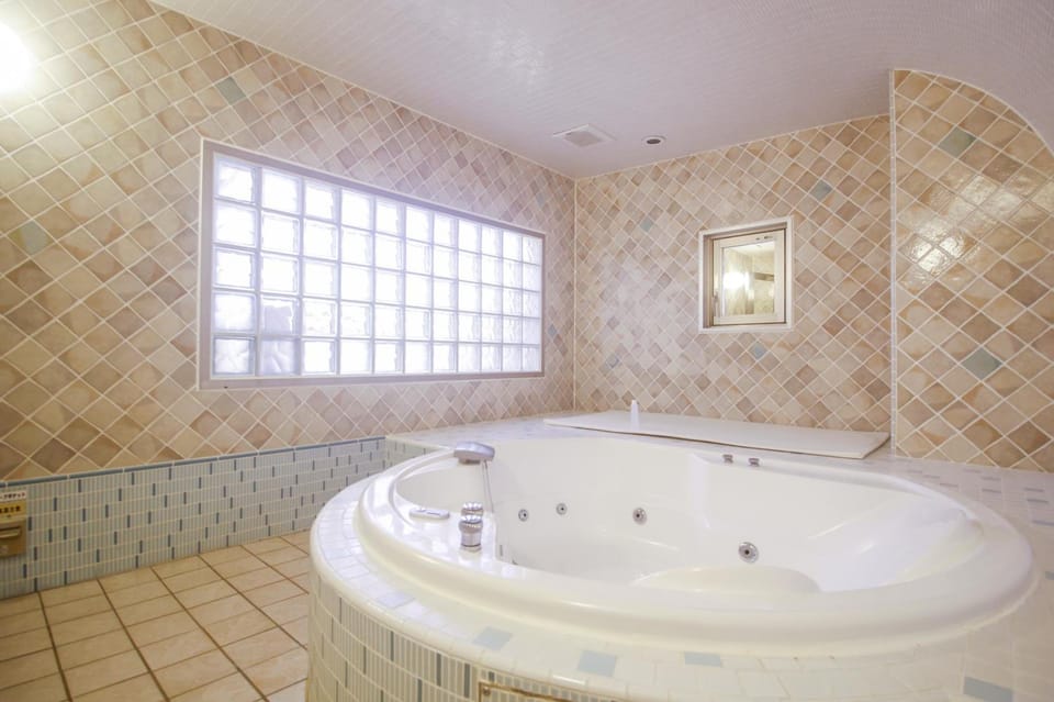 Steamroom