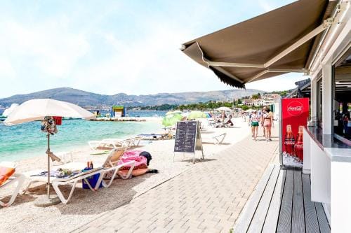 Vila Veljko Hotel in Okrug Gornji