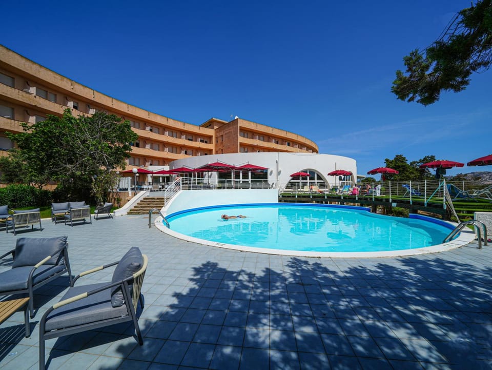 Club Esse Roccaruja Hotel in Stintino
