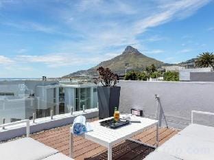 Montanha Villa - Camps Bay Hotel in Camps Bay