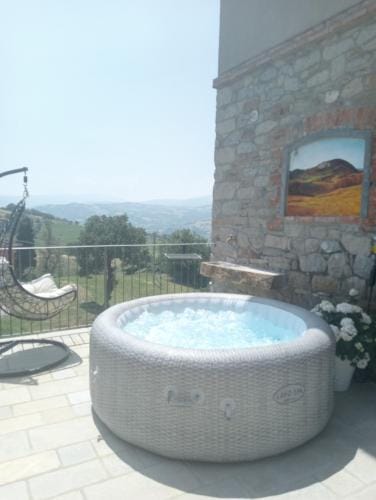 Casale Monte Valestra Hotel in Emilia-Romagna