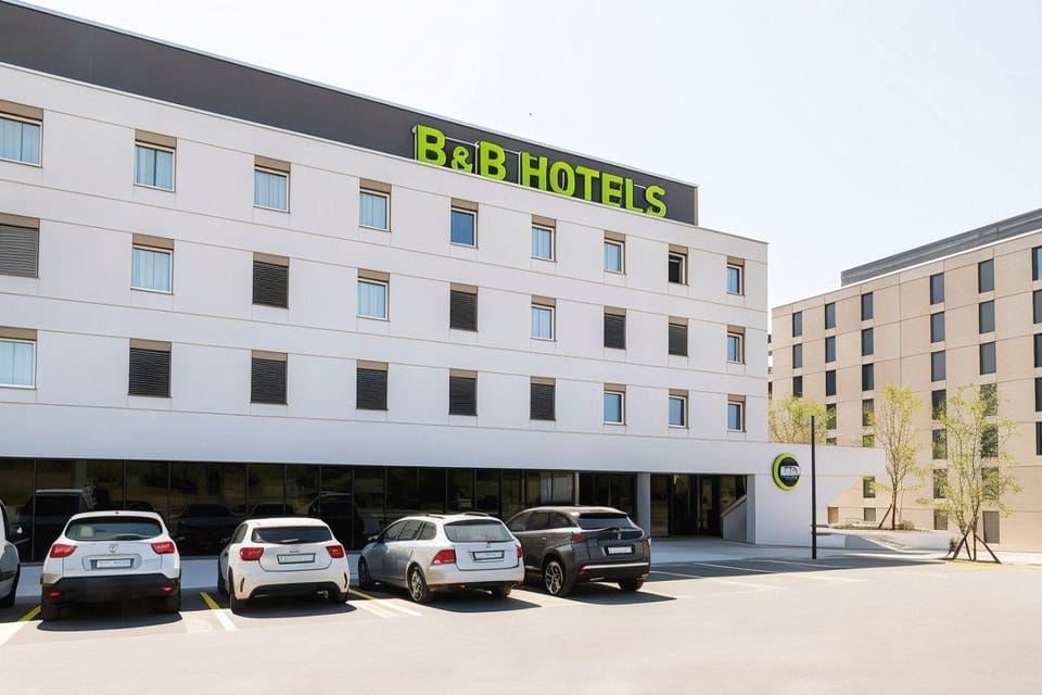 B&B HOTEL Nyon Hotel in Nyon