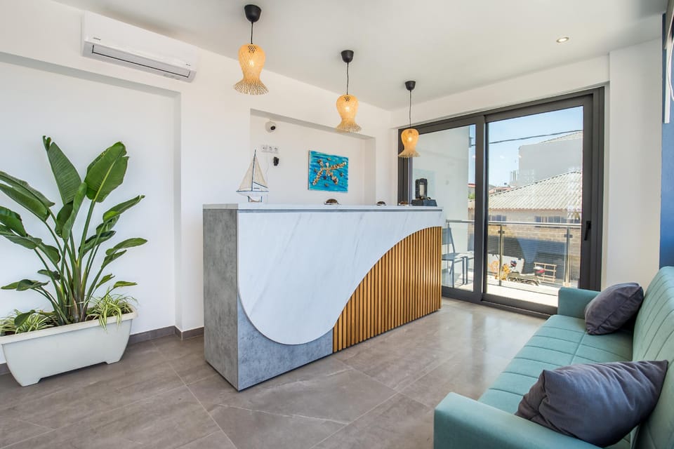 Azzurro Deluxe Hotel in Limenaria