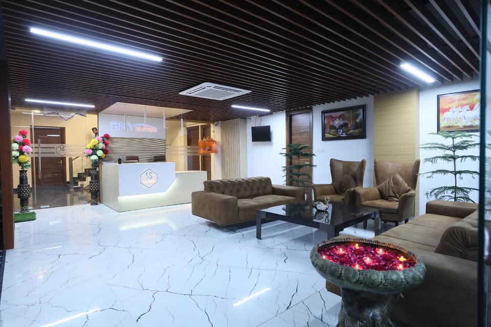 Sky Suites Huda City Center Hotel in Gurugram