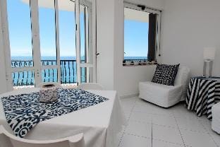 Due Relais - Panoramic Sea View Suites Hotel in Vietri sul Mare