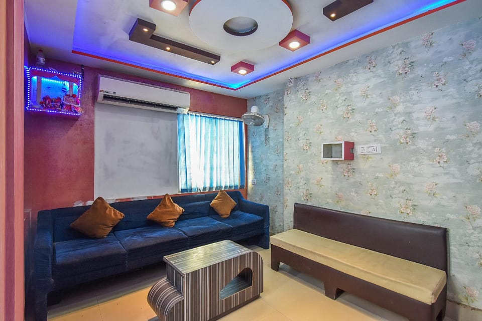 Live on KOL1508 Hotel in Maharashtra