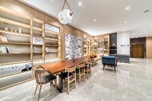 Hanting Hotel Tongxiang Chongfu Hotel in Hangzhou