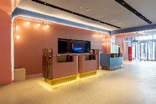 Hanting Hotel Kashgar East City Baiheyuan Commercial Pedestrian Street Hotel in China