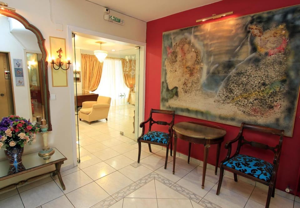 Hotel Triton Hotel in Pireas