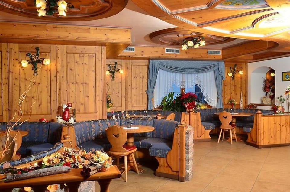 Bar/lounge