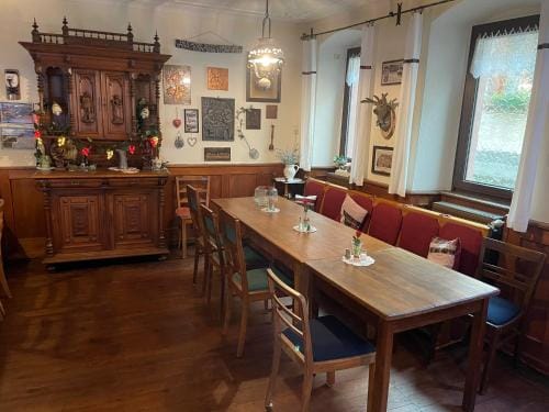 Gastehaus Gruner Baum Hotel in Rhineland-Palatinate