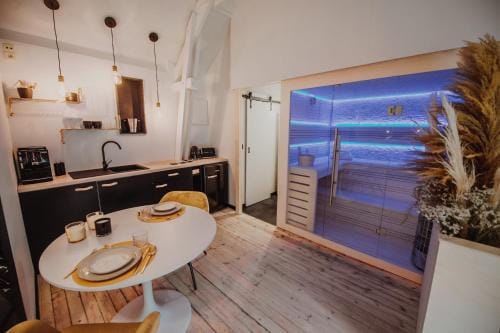 Quinze suites et wellness de luxe Hotel in Dinant