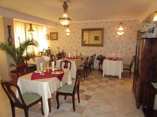 Pension Dinu Residence Hotel in Timisoara