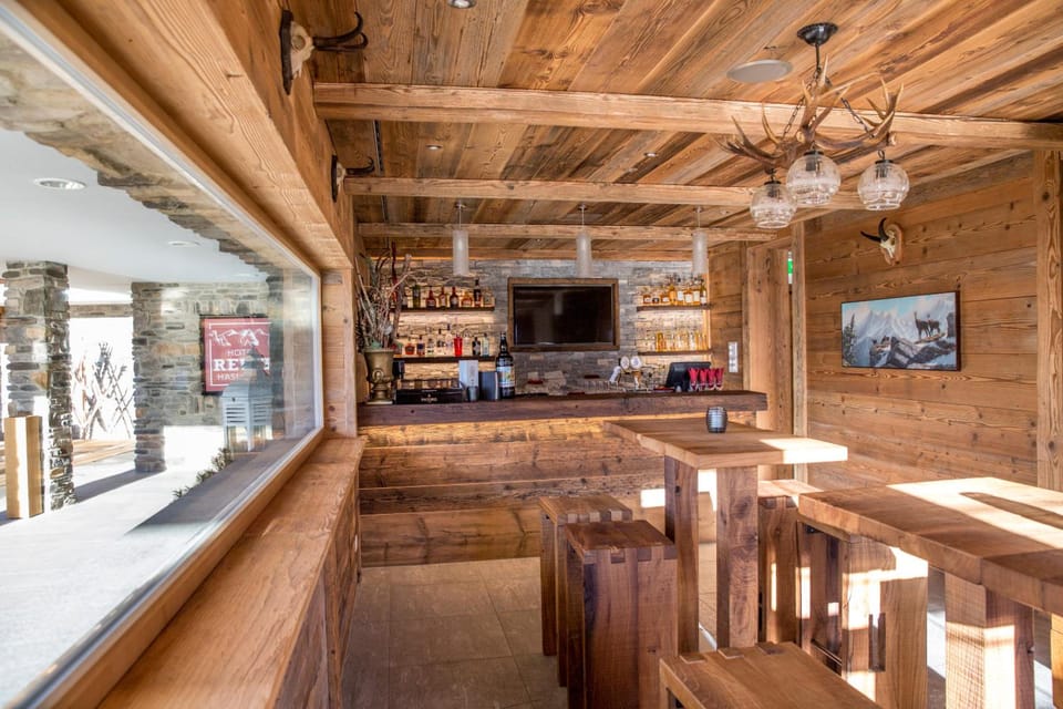 Bar/lounge