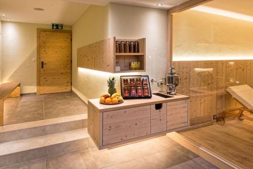 Hotel Astoria Hotel in Canton of Grisons