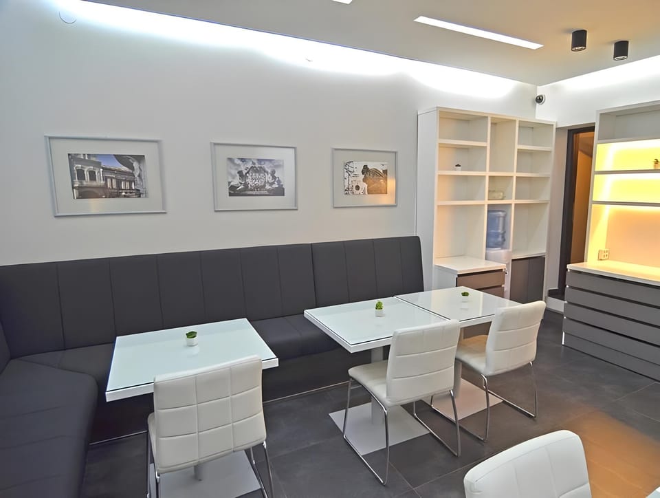 Garni hotel King Hotel in Serbia