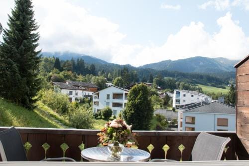 Hotel Restaurant Chesa Hotel in Canton of Grisons