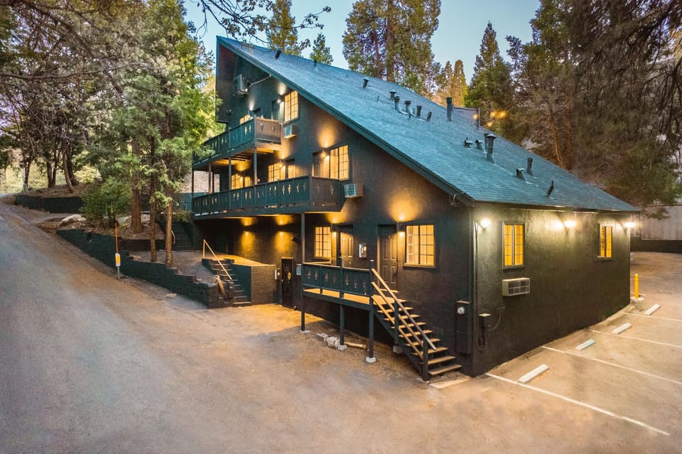 The Kingsley Hotel Inn in Lake Arrowhead