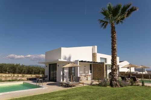 Flamingo View Suites & Villas Hotel in Halkidiki