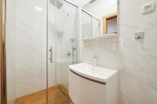 TOMY - KATY Hotel in Trogir