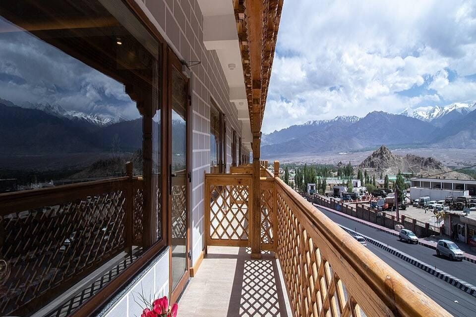 Mentokling Residency Ladakh Hotel in India