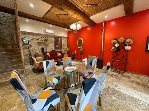 Domaine de la Tapie de Bouchet - en Camargue Hotel in Arles