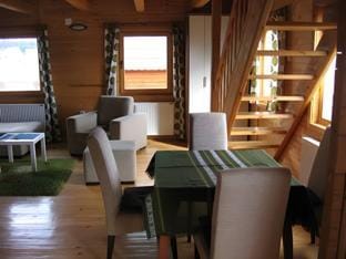 Boskovica Brvnare Hotel in Montenegro