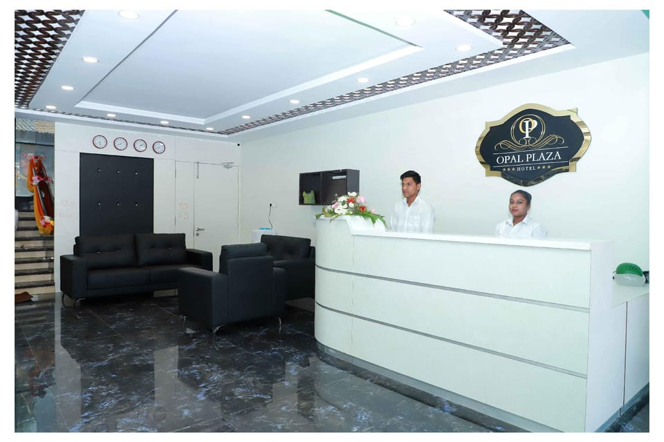 Hotel Opal Plaza Executive Hotel in Maharashtra