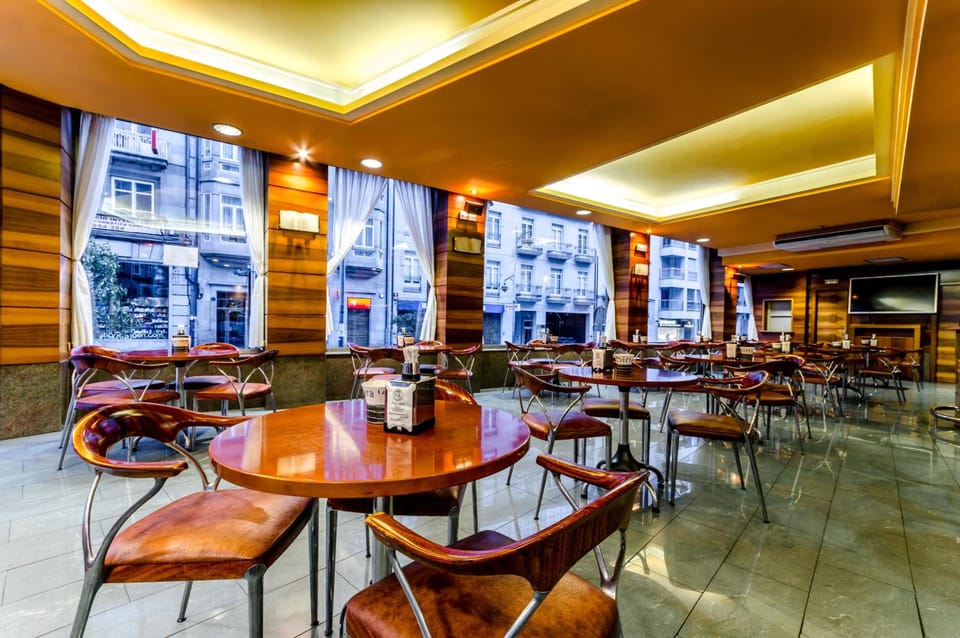 Bar/lounge