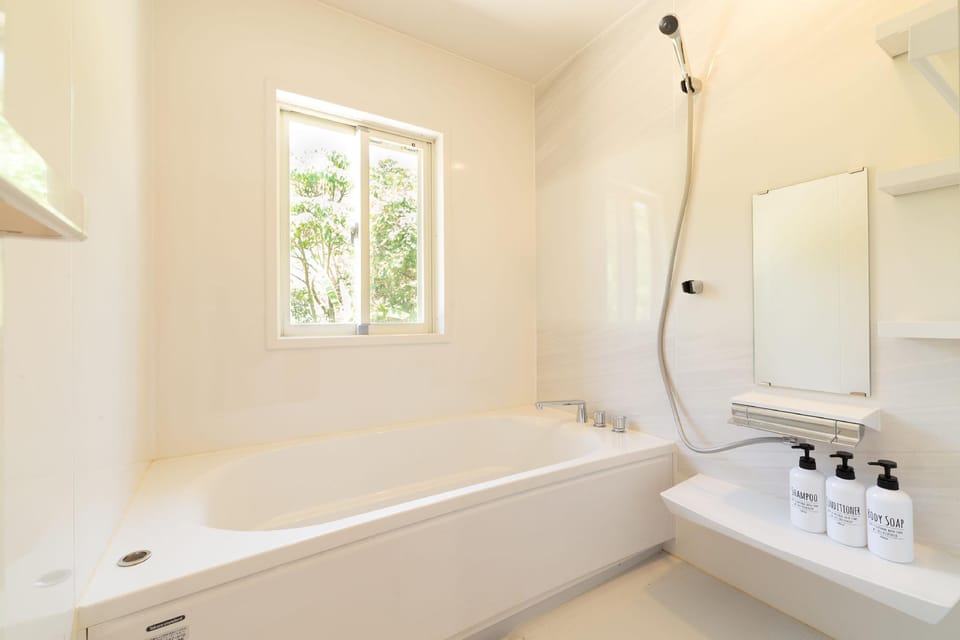 Reginaishigakilogterior1 Hotel in Okinawa Prefecture