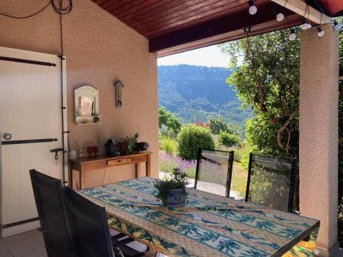 Villa Caline chambres d'hotes Hotel in Provence-Alpes-Côte d'Azur