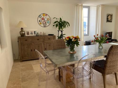Maison Deliere Hotel in Provence-Alpes-Côte d'Azur