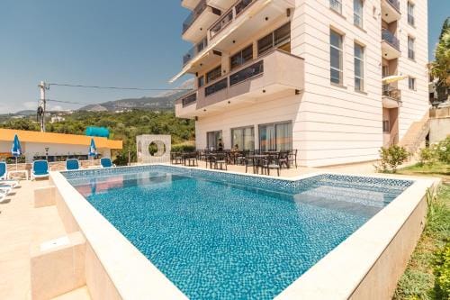 Lux Hotel M Hotel in Ulcinj Municipality