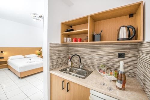 SMAROULA Inn in Crete