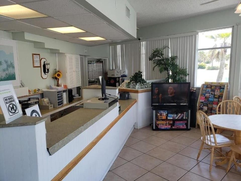 The Seascape Inn Hotel in South Daytona