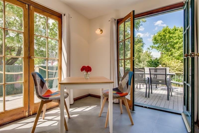 Rosehaven Cottage Hotel in Tasmania