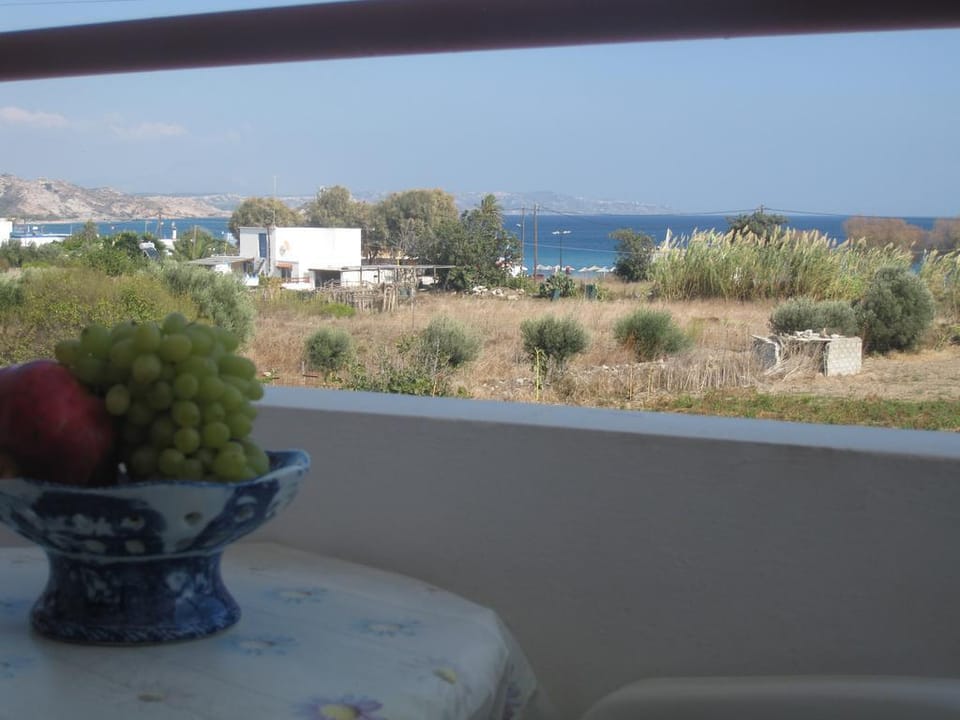 Stenna Apartments Hotel in Kefalos