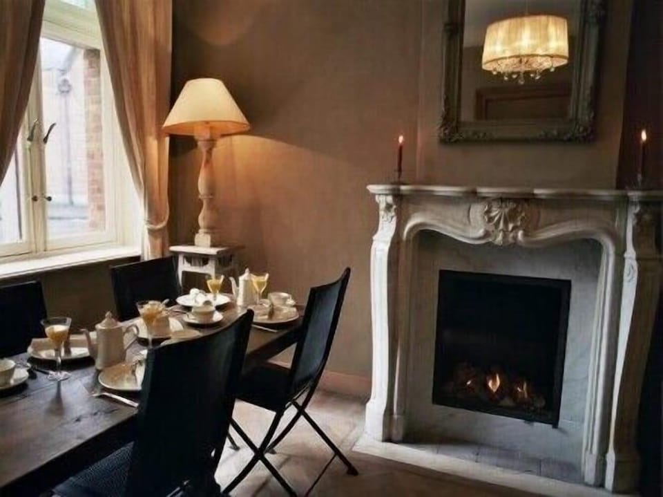 1669 Bed & Breakfast Hotel in Bruges