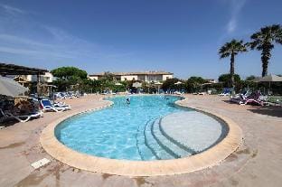 BELAMBRA CLUBS LE GRAU DU ROI "LE VIDOURLE" Hotel in La Grande-Motte