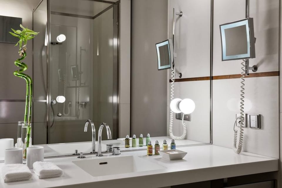 The Hotel Luzern, Autograph Collection Hotel in Lucerne