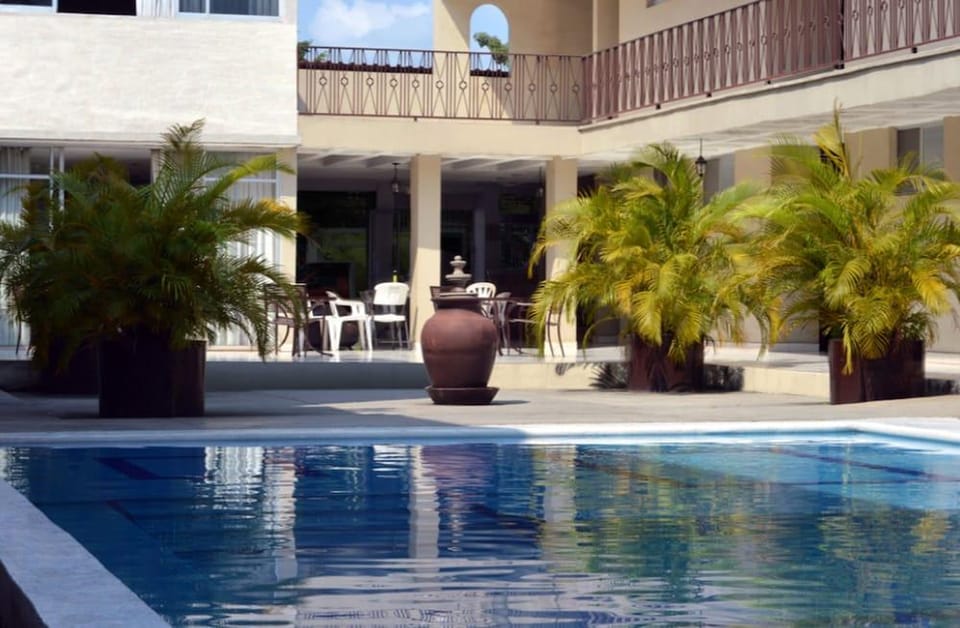 Hotel Zirahuen Hotel in State of Michoacán