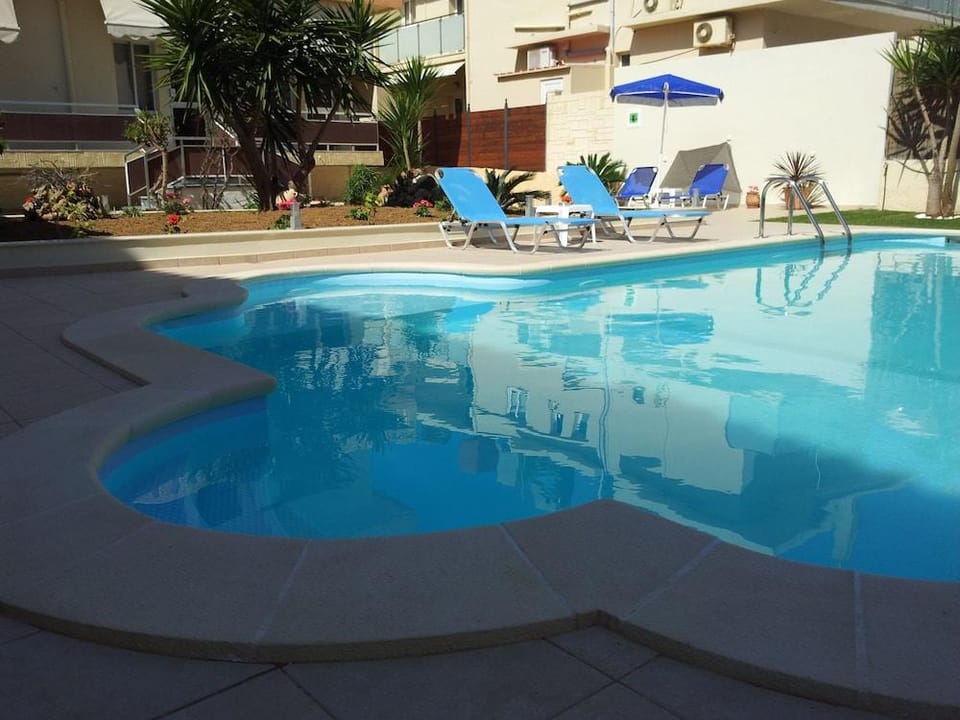 Nicolas Studios & Apartments Hotel in Agia Marina