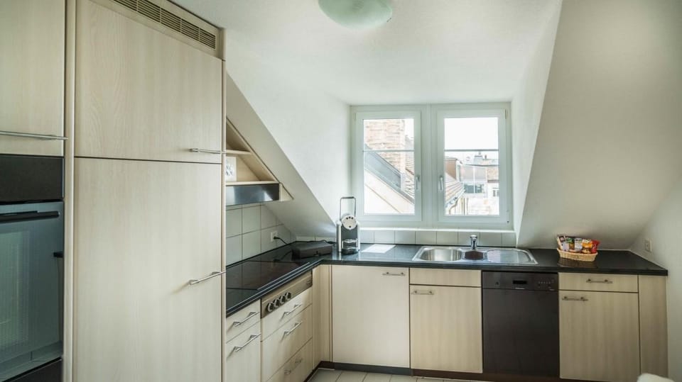 Löwenplatz Apartment near Station by Airhome Hotel in Zurich City